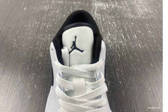 553558-132 white Jordan 553558-132 black Air 1 and  Low 0412